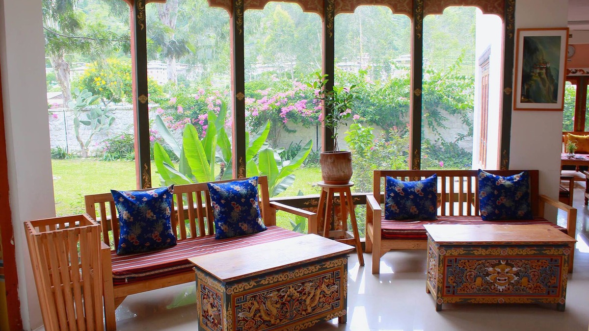Khuruthang Hotel | Damchen Resort