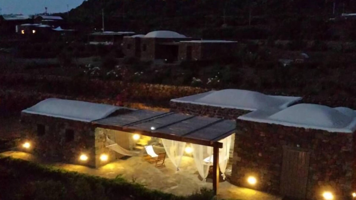 Pantelleria Villa | Dammusi Thienzò sea view sunset