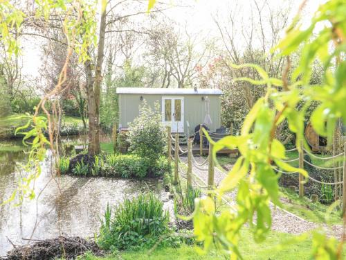 Badwell Ash House | Damsel Shepherds Hut