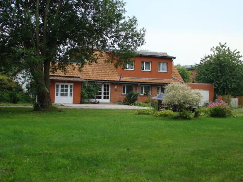 Roja House | Dana Guest House