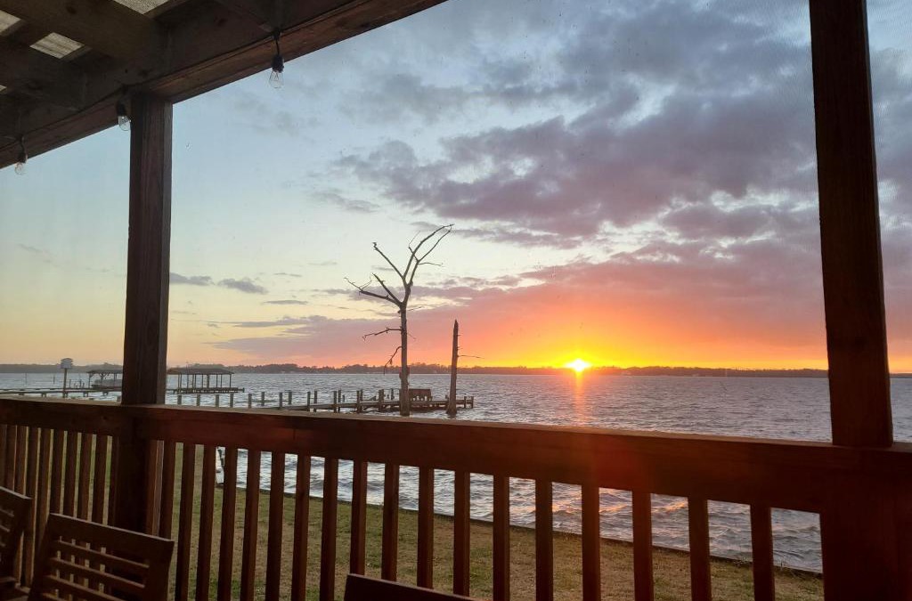 Elizabeth City House | Dances Bay