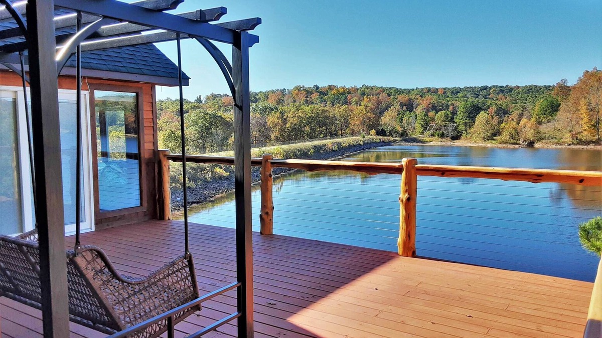 Potosi House | Dancing Under Red Skies Tree House @Spring Lake