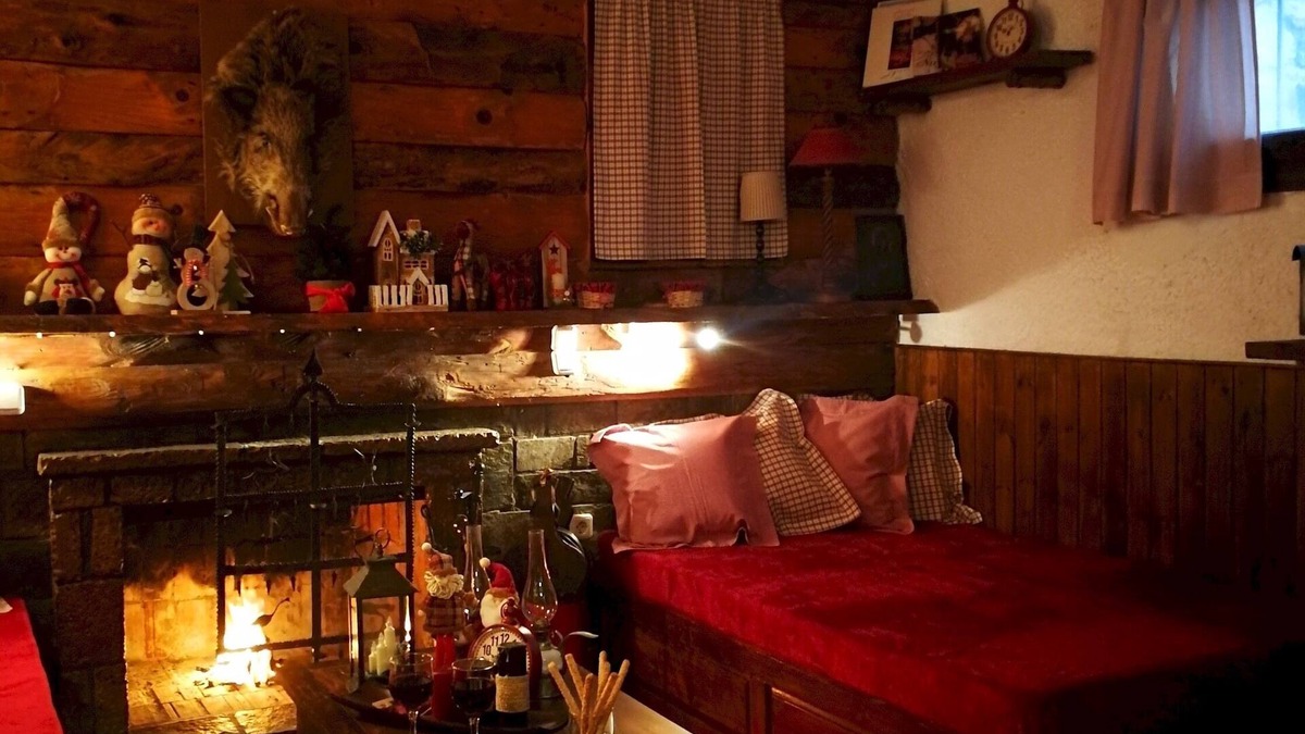 Eptalofos Ski Chalet | Dandy Villas Agoriani-Chalet Orelia-Fireplace-Up to 4 people