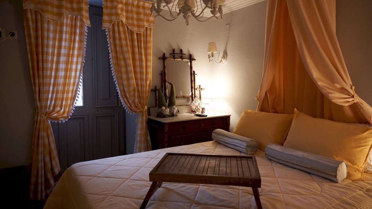 Raftis House | Dandy Villas Dimitsana a family home in a quaint historic neighborhood