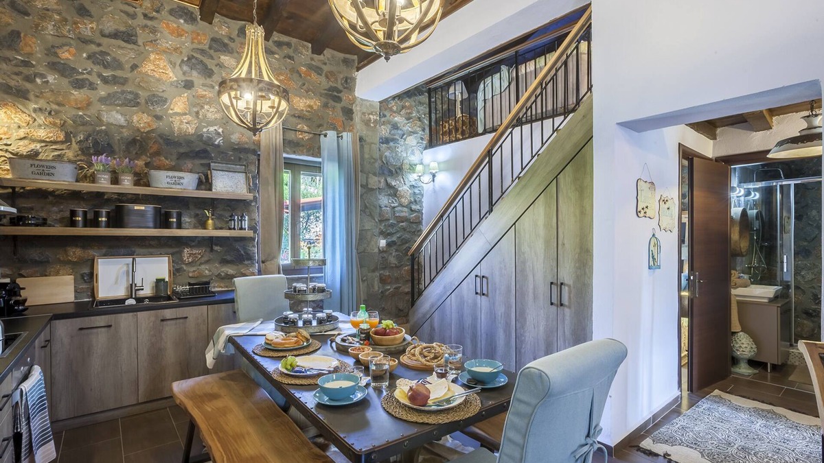 Aghios Athanasios Ski Chalet | Dandy Villas Palios Agios Athanasios | Attic | Fireplace | Up to 8