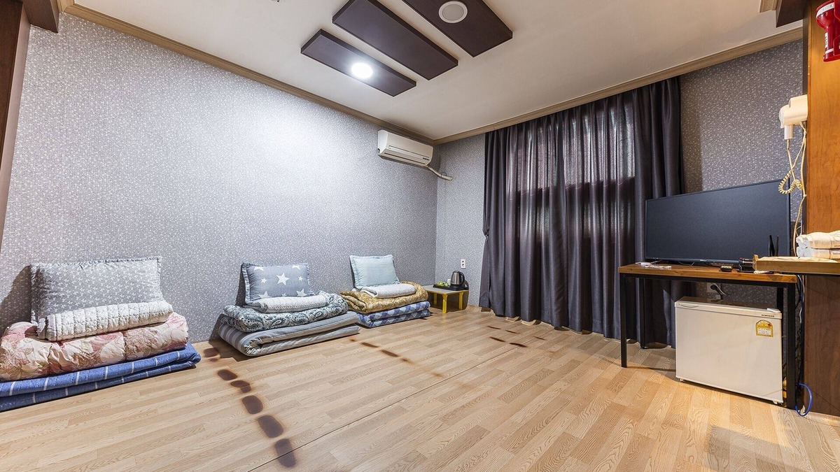 Kongsae Hotel | Dangjin Haru