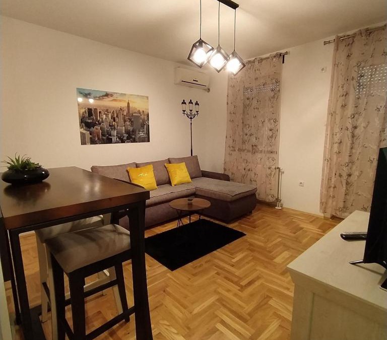 Petrovaradin Apartment | Daniris apartman