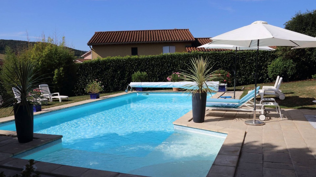Pontcharra-sur-Turdine House | Dans une Villa, Guest House Indépendante de Plain Pieds , Jardin, Terrasse Avec