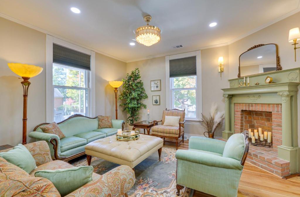 Danville House | Danville Retreat with Hot Tub and Cozy Fireplace!