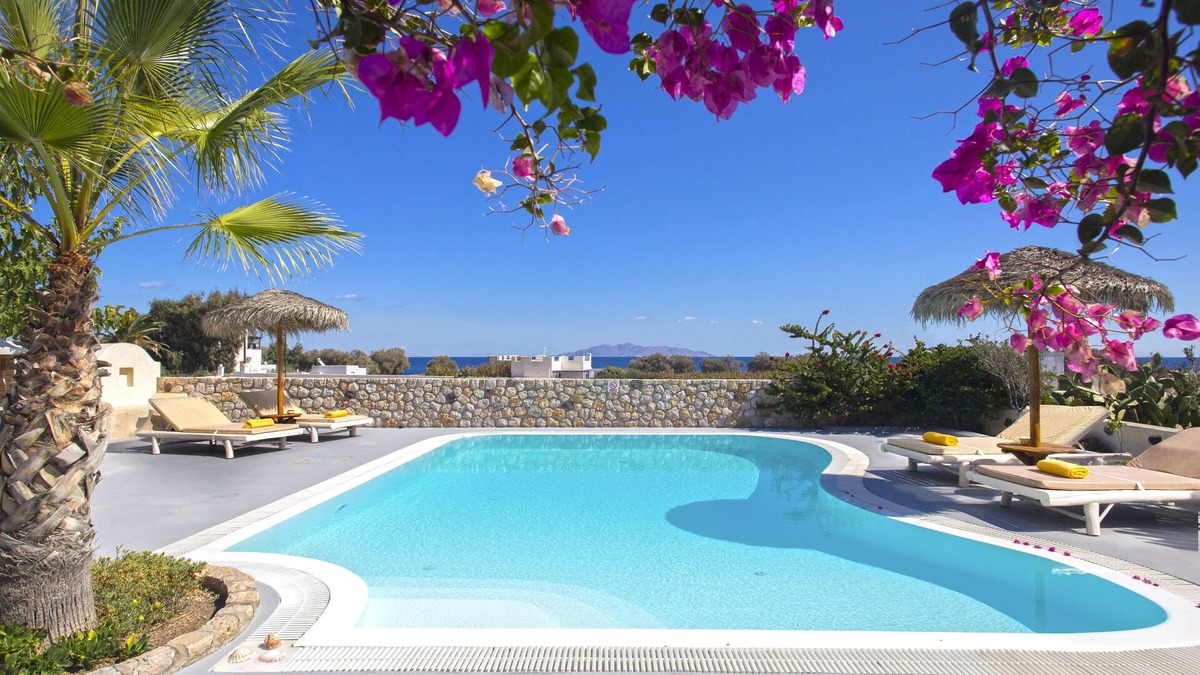 Agia Paraskevi House | DAPHNE - Sunny villa with private Pool and Sea view