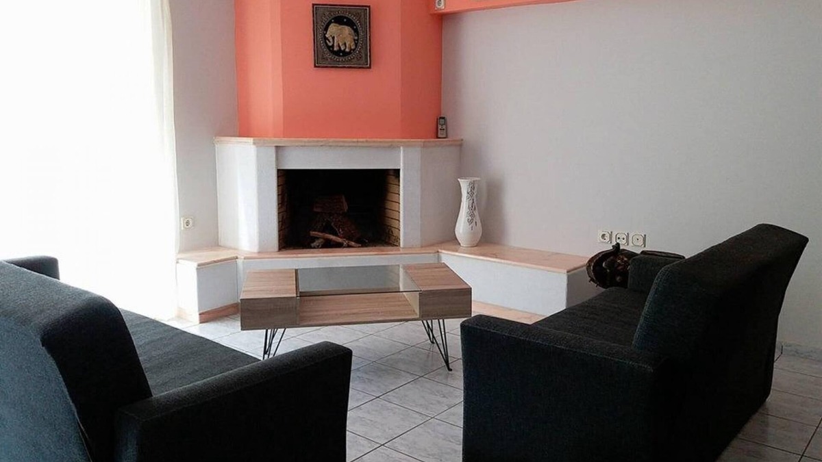 Molos-Agios Konstantinos Apartment | Daphnus Apartment in Agios Konstantinos