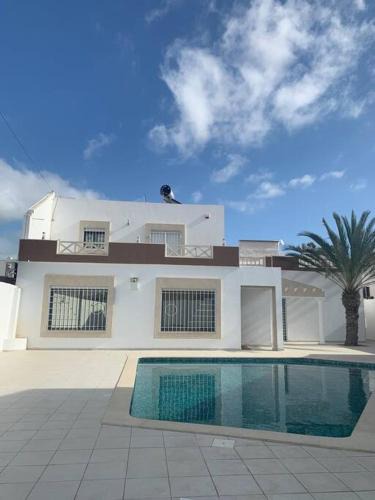 Djerba Midun Villa | Dar Midoun Villa with pool in center city