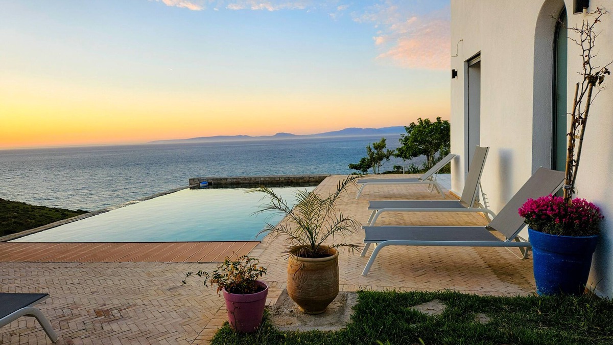 Ksar es Seghir Villa | Dar naim: Authentic new villa with view and calm. fabulous!