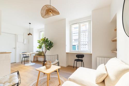 Dobree-Bon Port Apartment | Darbefeuille, grand studio centre ville 2 personnes