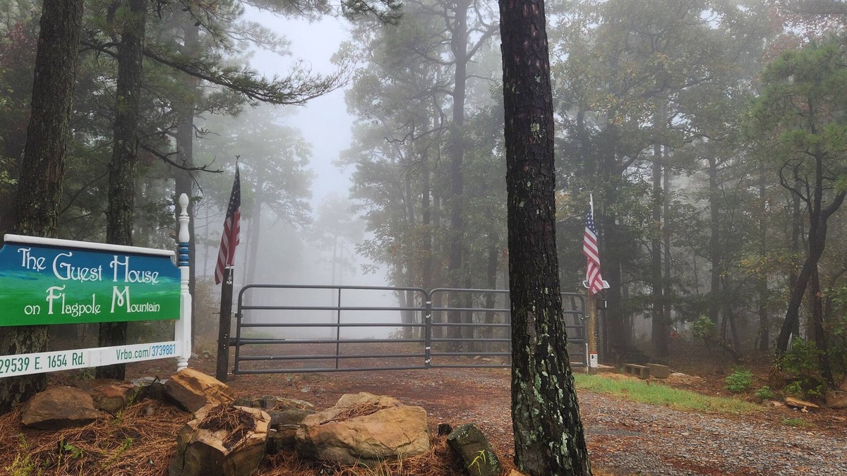 Clayton House | Dark Sky Guest House on Flagpole Mtn; King Bed w/Loft, view of Sardis Lake
