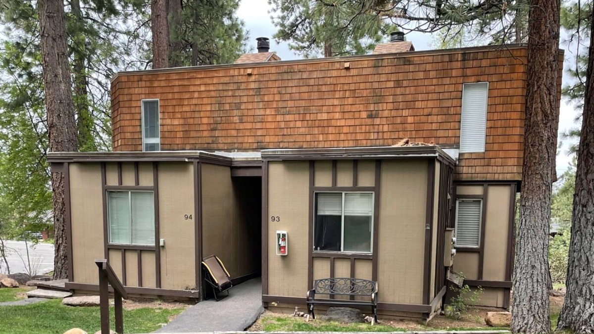 Dollar Point House | Darling Cabin at the Heart of Tahoe City. Pool. Jacuzzi. Wifi. Tennis.