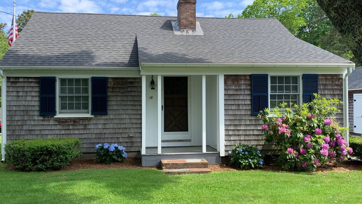 Harwich Port House | Darling Cape Cottage - Steps from Downtown Harwich Port