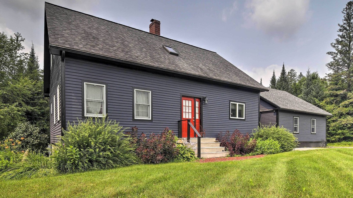 Lyndon House | Darling Hill Home on Kingdom Trails-Near Burke Mtn
