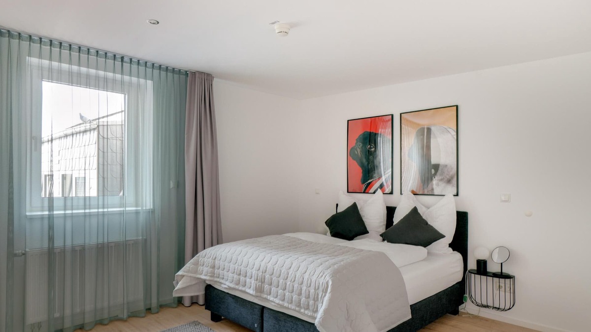 Mitte Apartment | Darmstadt Wilhelminenstr | Suite XXL + Sofa Bed