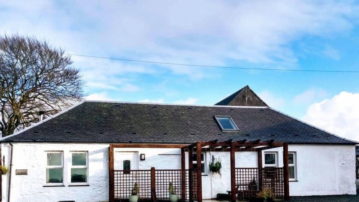 Mauchline Cottage | Darnhay Cottage