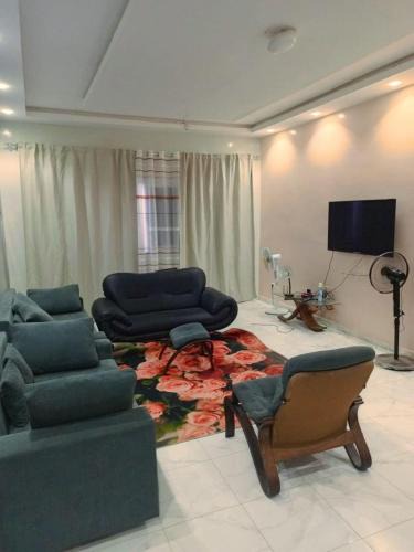 Yenne Tode Villa | darou salam house