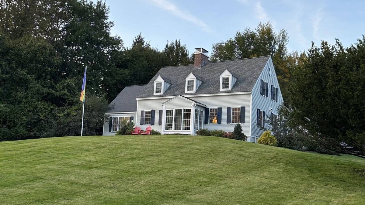 Hanover House | Dartmouth Parent's Weekend/Homecoming/Graduation Home
