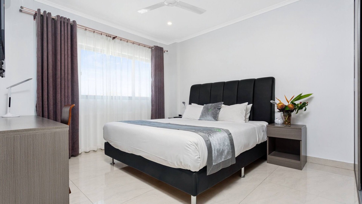 Darwin City Centre Hotel | Darwin City Hotel King Room