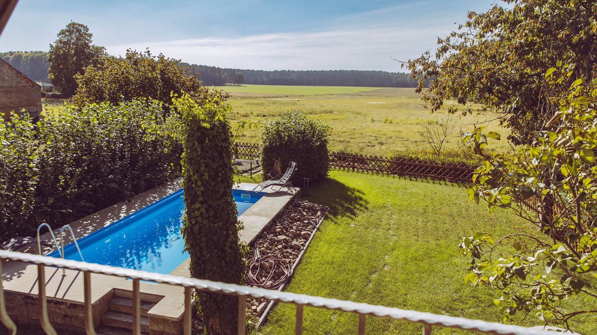 Wiesenburg/Mark House | Das Besondere Ferienhaus mit Pool im Hohen Fläming