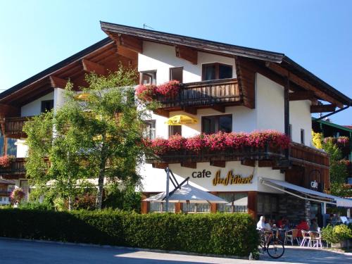 Achenkirch House | Das Landhaus am See