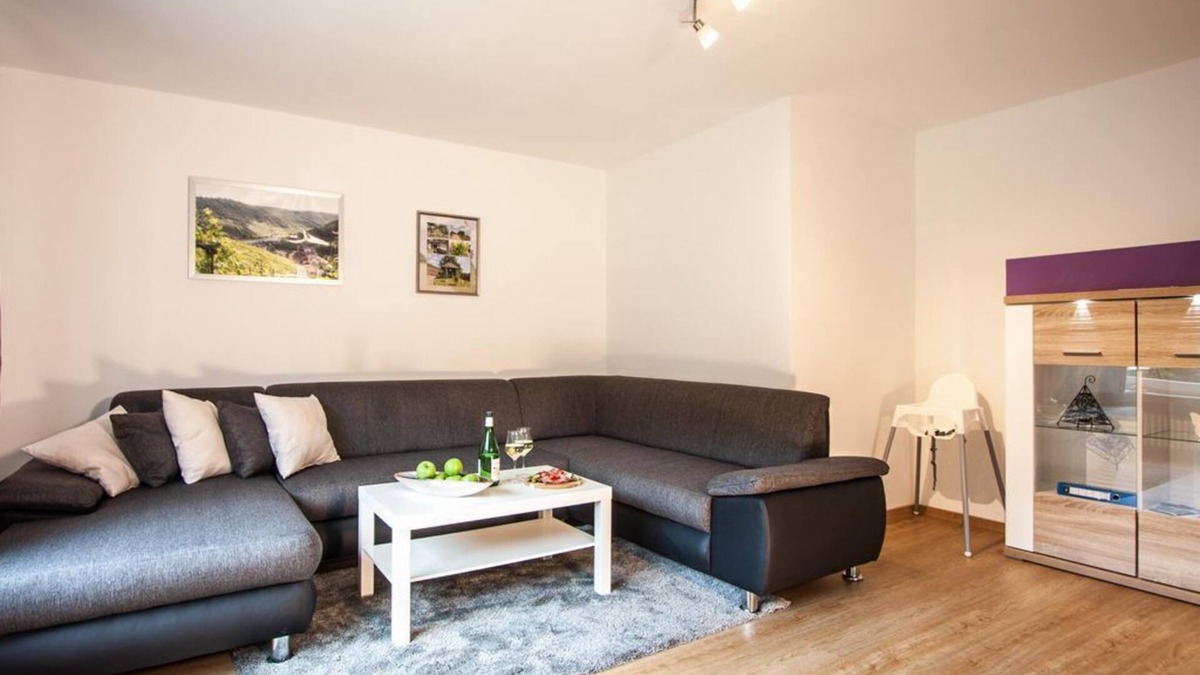 Lehmen Apartment | "das Moseltor zu Koblenz" - Ferienwohnung mit 2 Doppelzimmern