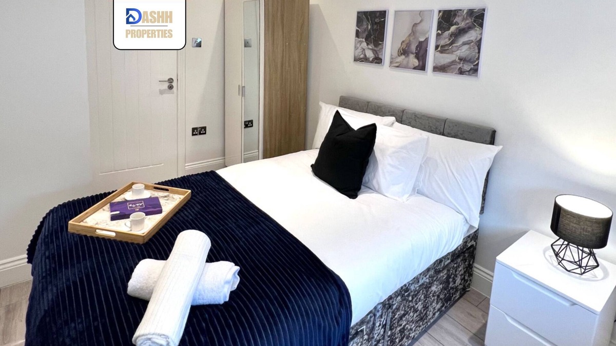 Shepherd's Bush Apartment | Dashh Properties Flat in Shepherds bush Families