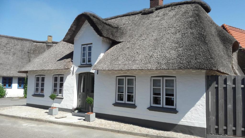 Schwabstedt House | Dat Schmucke Huus