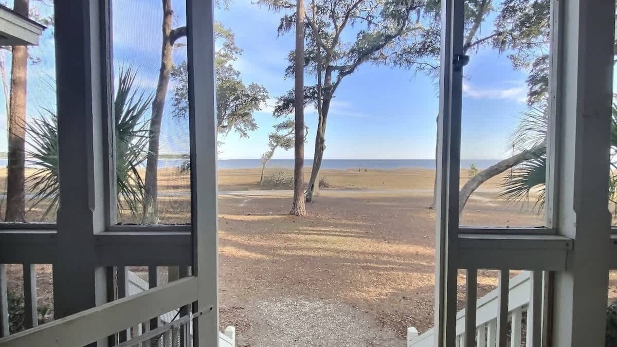 Melrose on the Beach House | Daufuskie Seaside Escape Cottage