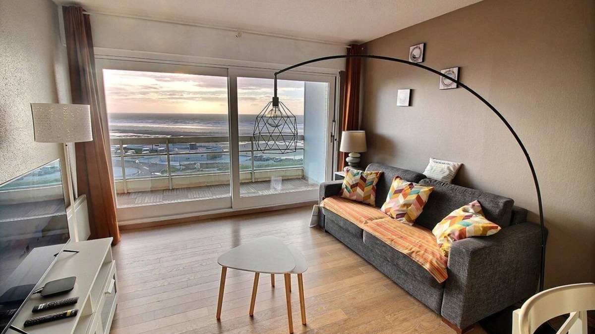 Hardelot-Plage Apartment | DAUPHINS E3 : Apartment with beautiful sea view, 3rd floor, for up to 4 people