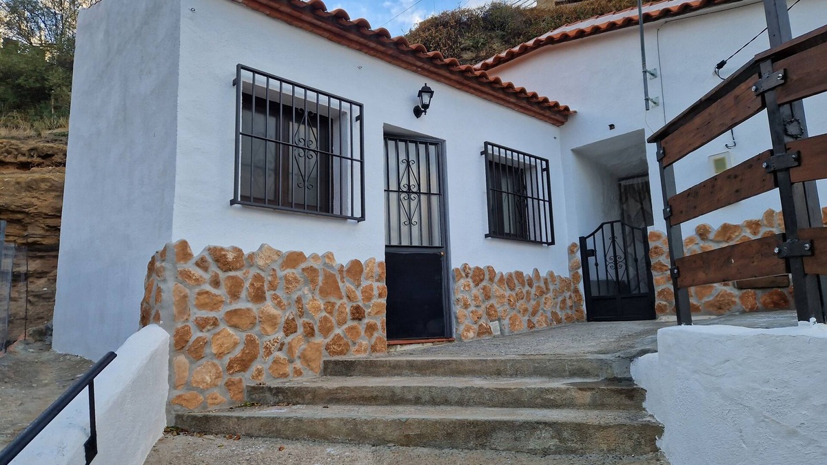 Guadix Cottage | David's cave