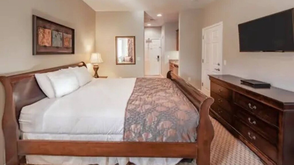 Genoa Resort | David Walley's 1862 Hot Springs Resort. 23 Minutes from Lake Tahoe.