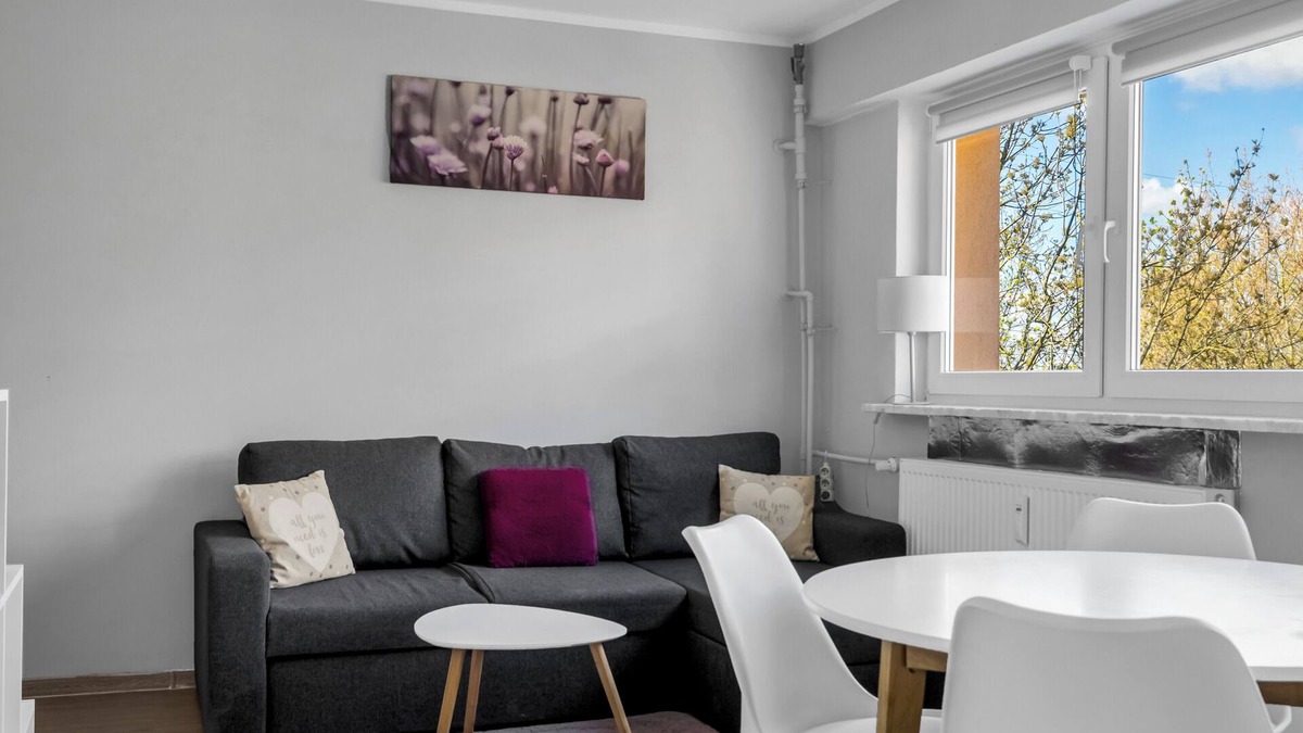 Rakowiec Apartment | Daylight Serenity Apartment