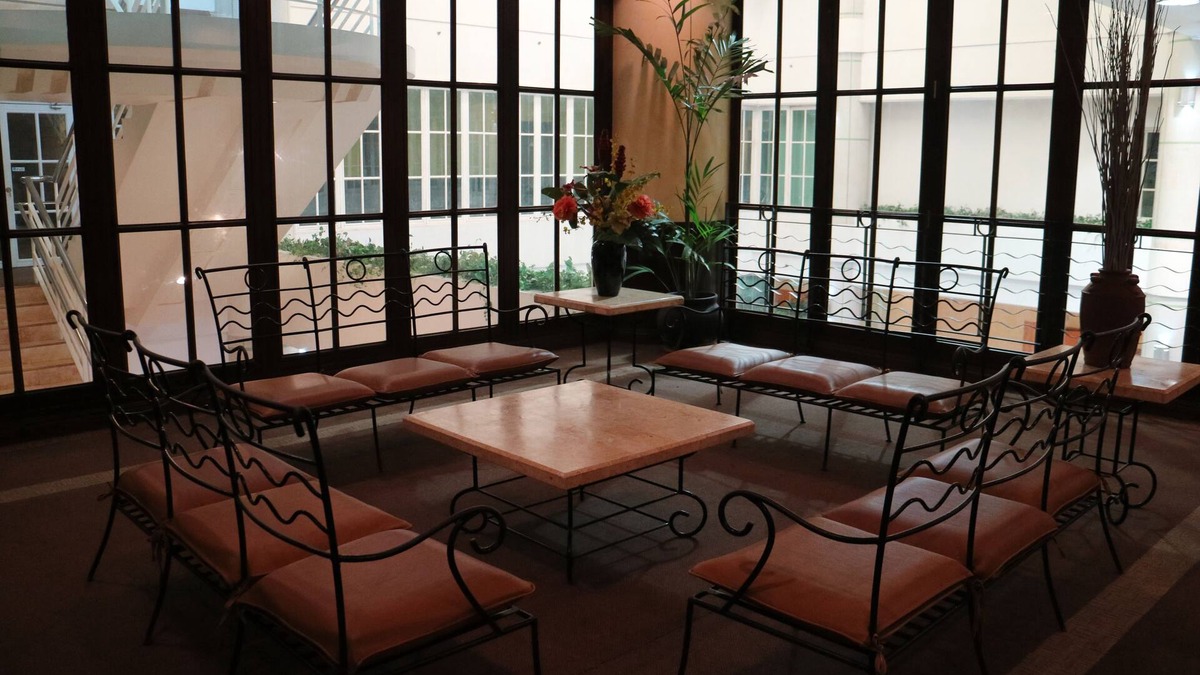 Iloilo City Proper Hotel | Days Hotel Iloilo