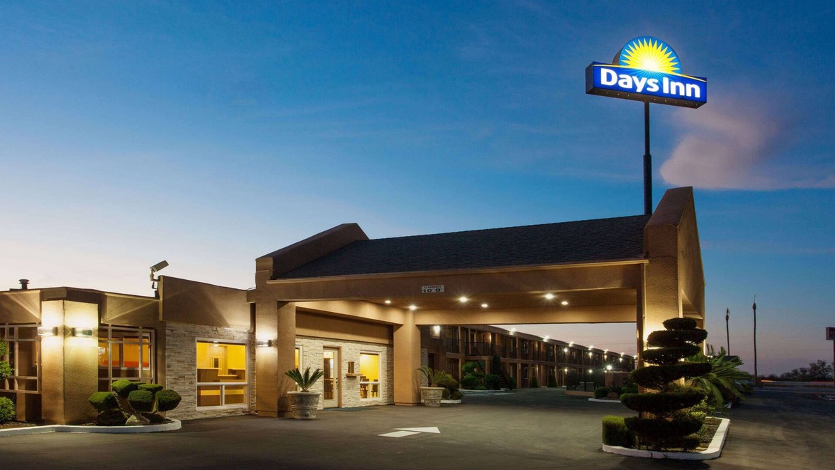 Chowchilla Hotel | Days Inn by Wyndham Chowchilla Gateway to Yosemite