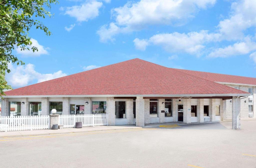 Jackson Hotel | Days Inn by Wyndham Jackson