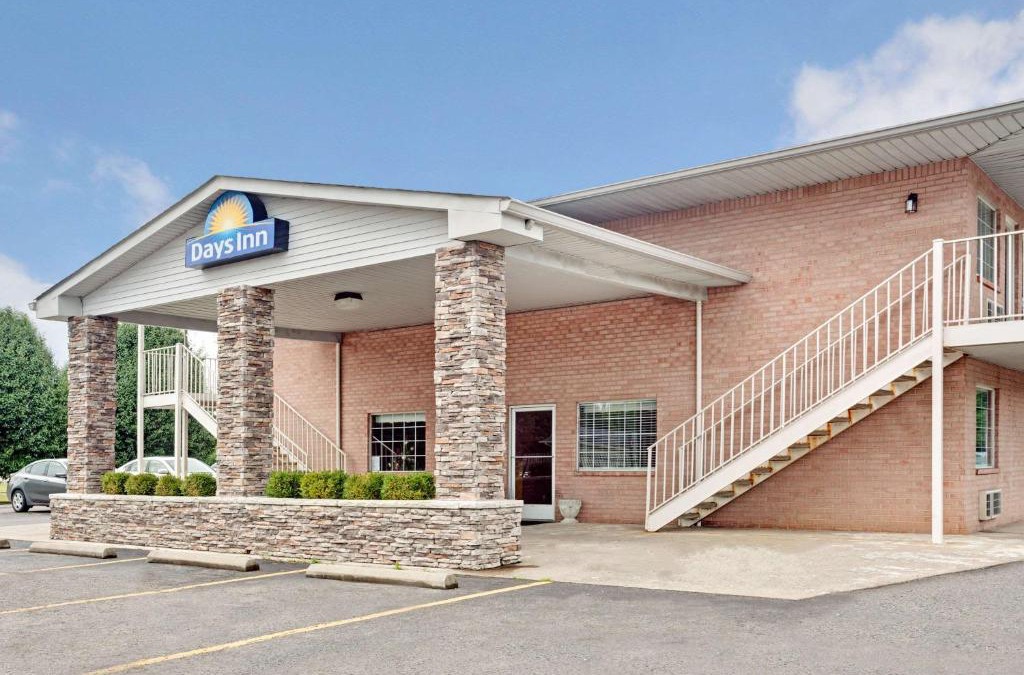 Joelton Hotel | Days Inn by Wyndham Joelton/Nashville