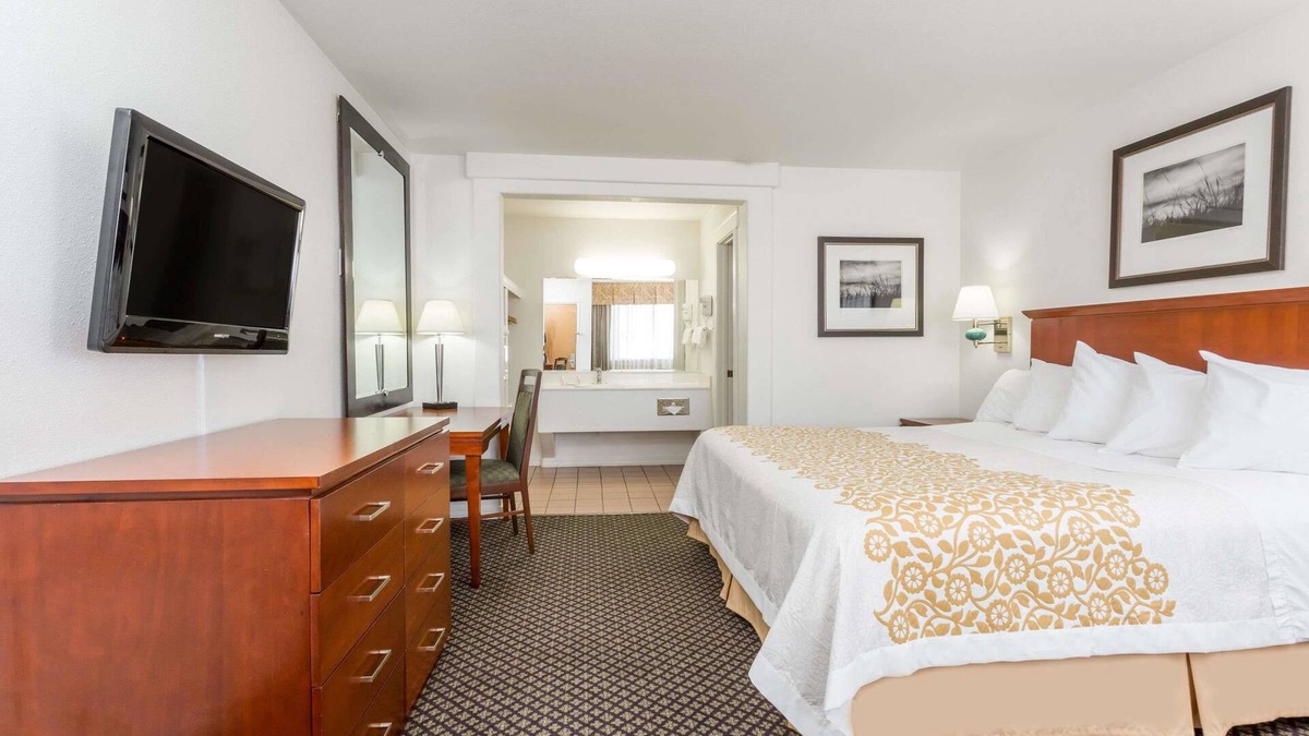 Kimball Hotel | Days Inn by Wyndham Kimball
