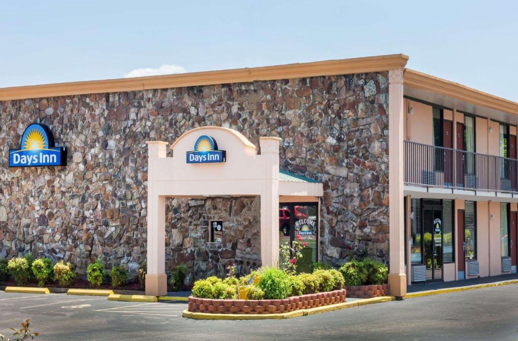 Martin Hotel | Days Inn by Wyndham Martin