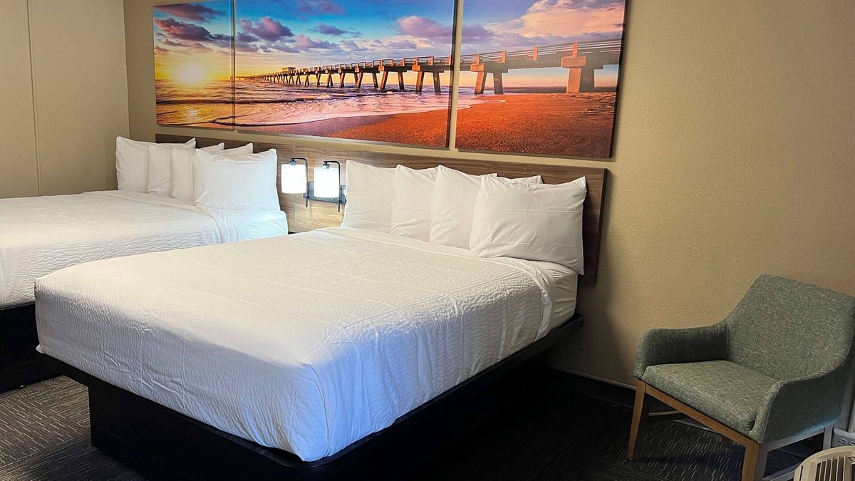 Monroe Hotel | Days Inn by Wyndham Monroe NC