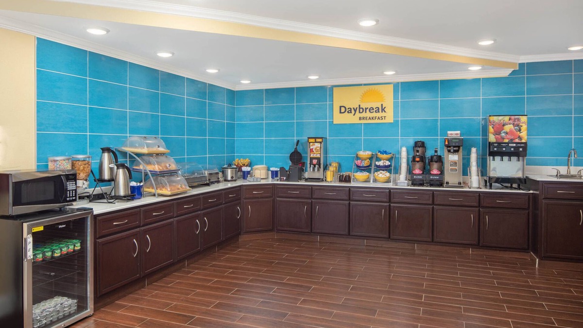 Muscle Shoals Hotel | Days Inn by Wyndham Muscle Shoals Florence