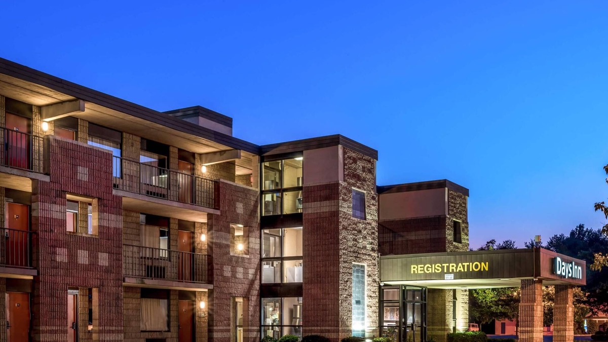 Vineland Hotel | Days Inn by Wyndham Vineland
