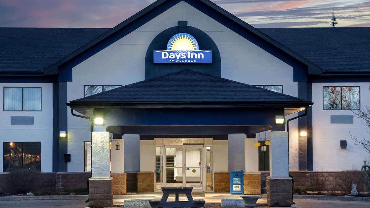 Whitecourt Hotel | Days Inn by Wyndham Whitecourt