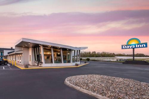 Wrightstown Hotel | Days Inn by Wyndham Wrightstown McGuire AFB Bordentown