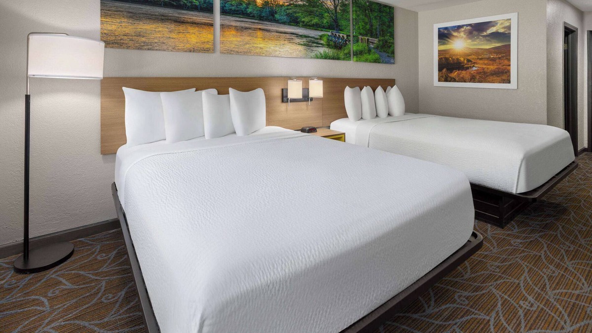 Wurtsboro Hotel | Days Inn by Wyndham Wurtsboro