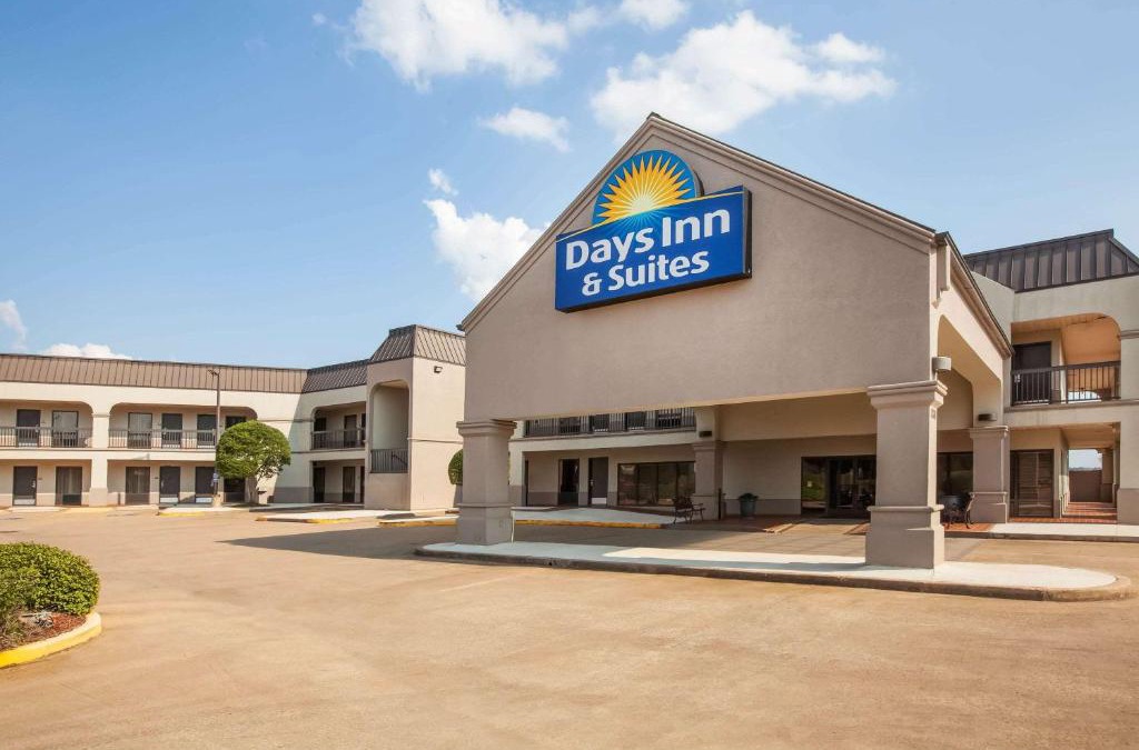 Tyler Hotel | Days Inn & Suites by Wyndham Tyler